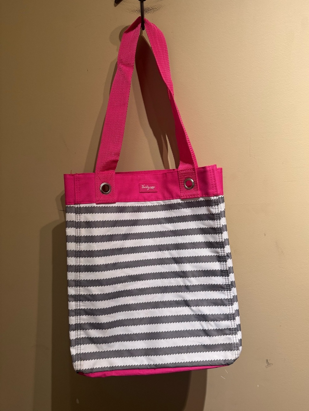 ThirtyOne Essential Storage Tote Grey Wave Pink Stripe Nautical Canvas Beach EUC